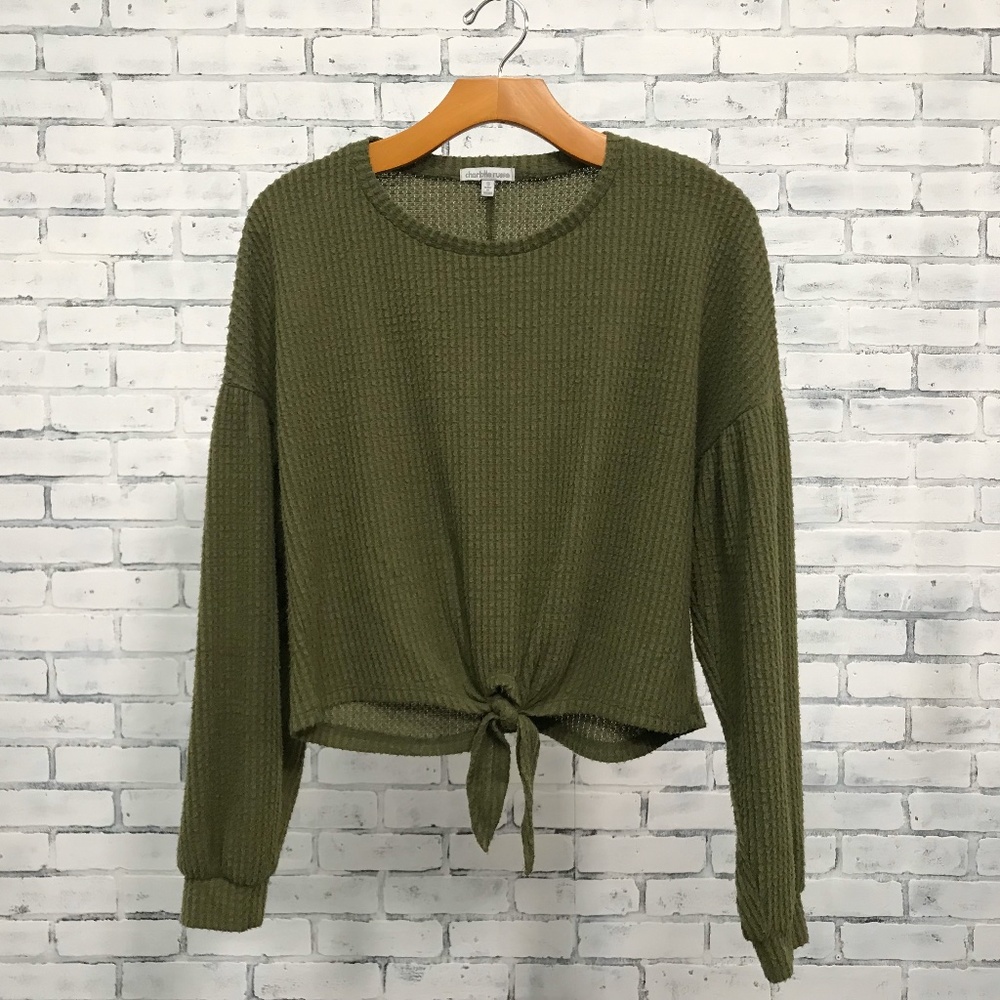 Green Long-sleeve Blouse